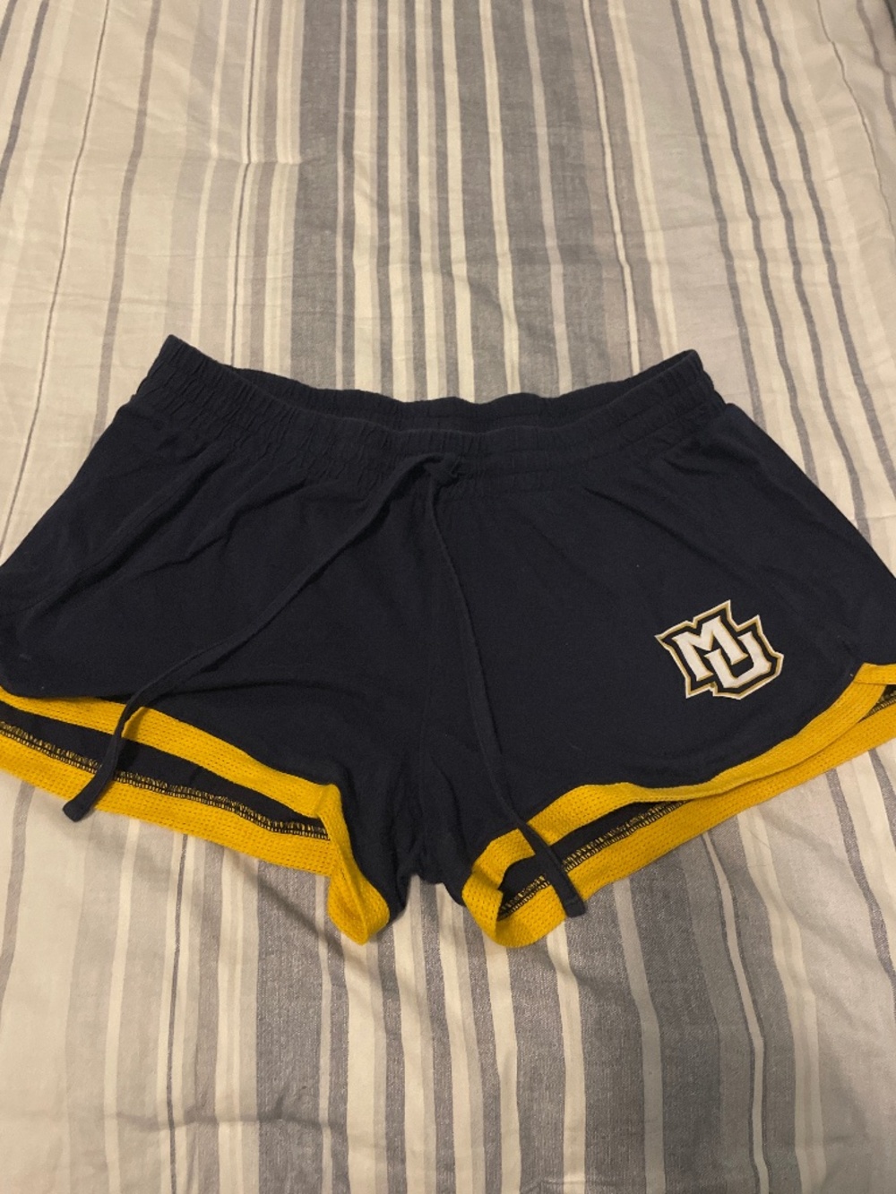 Under Armour Marquette Navy Blue Shorts, Women’s Size XL